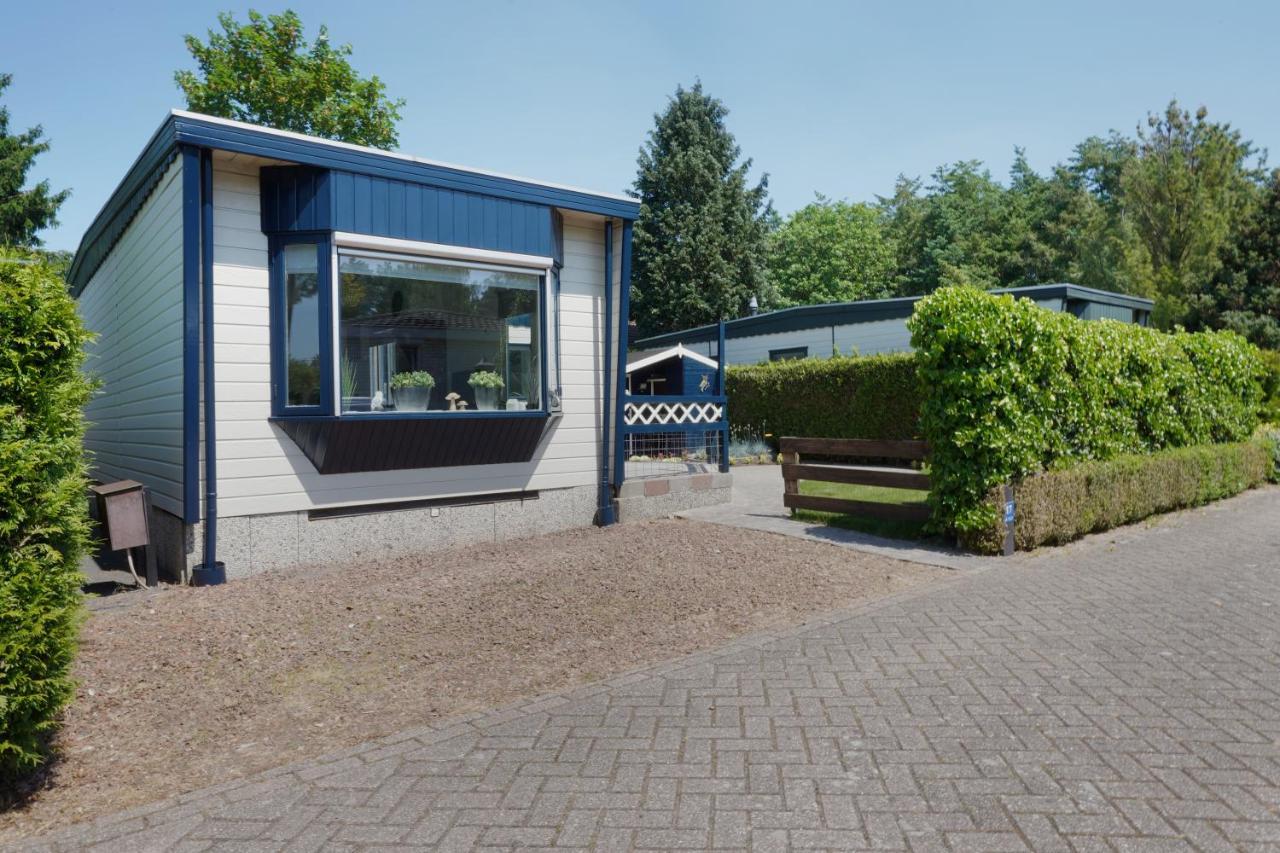 Gezellig En Relaxed Verblijf In Chalet In Putten Op De Veluwe! Ngoại thất bức ảnh